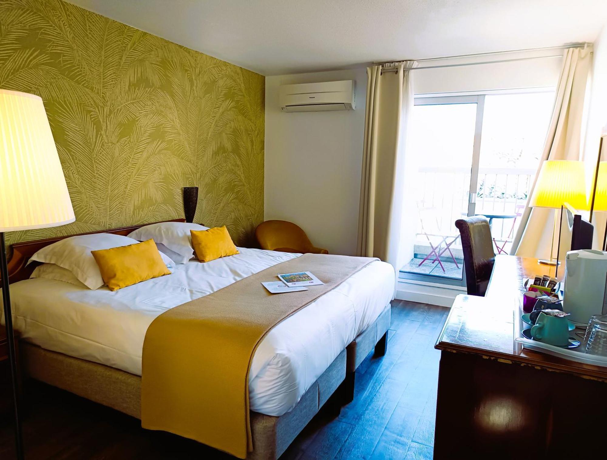 Hotel Des Tuileries Nimes Ngoại thất bức ảnh