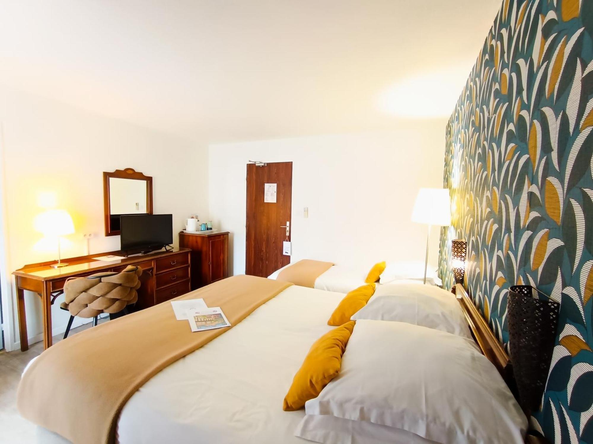 Hotel Des Tuileries Nimes Ngoại thất bức ảnh