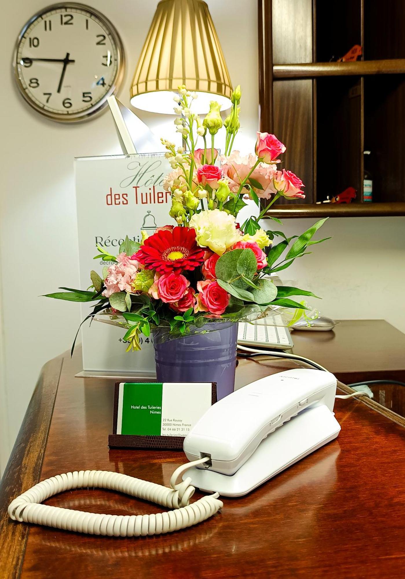 Hotel Des Tuileries Nimes Ngoại thất bức ảnh